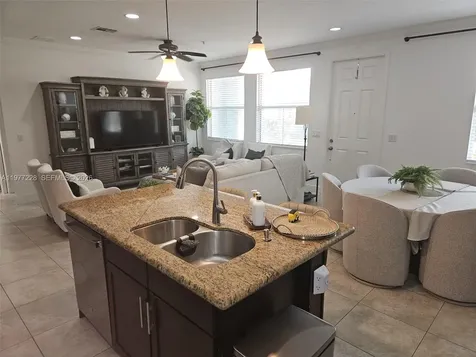 3390 NW 125th Way Sunrise FL 33323