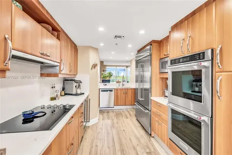 2051 SE 3rd Street Deerfield Beach FL 33441