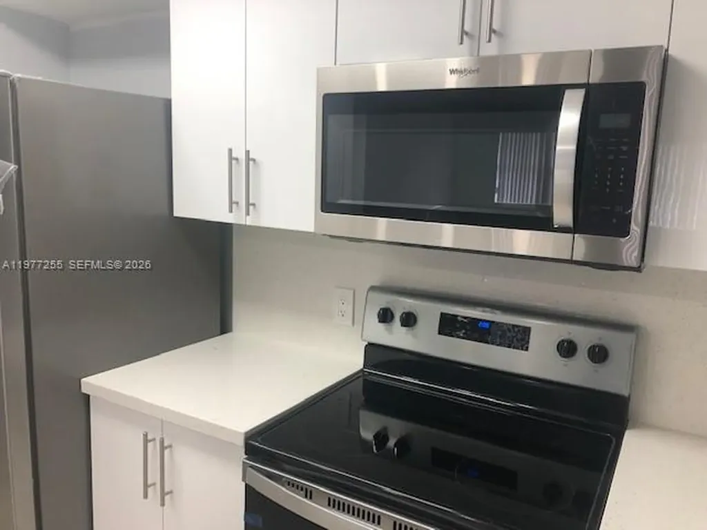 550 S Park Road Hollywood FL 33021