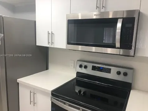 550 S Park Road Hollywood FL 33021