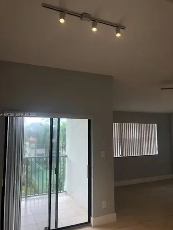 550 S Park Road Hollywood FL 33021