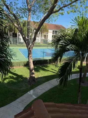 550 S Park Road Hollywood FL 33021