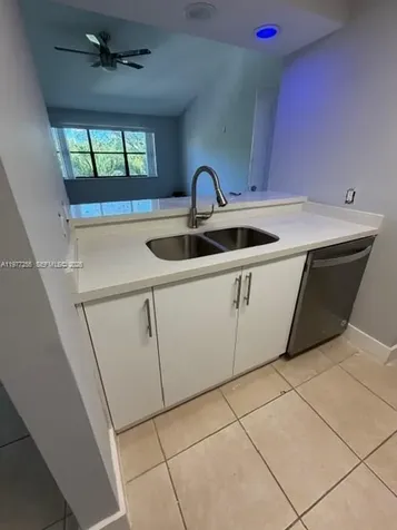 550 S Park Road Hollywood FL 33021