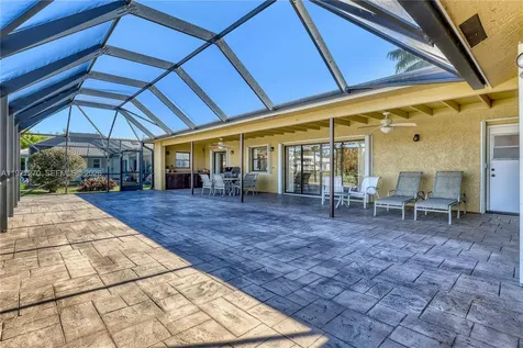 1048 NW 110th Lane Coral Springs FL 33071