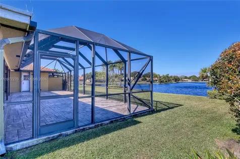1048 NW 110th Lane Coral Springs FL 33071
