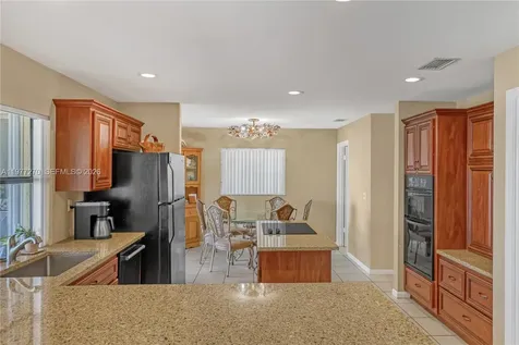 1048 NW 110th Lane Coral Springs FL 33071
