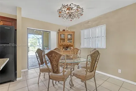 1048 NW 110th Lane Coral Springs FL 33071