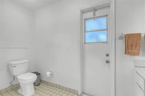 1048 NW 110th Lane Coral Springs FL 33071