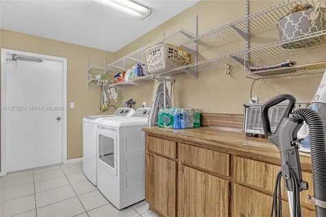 1048 NW 110th Lane Coral Springs FL 33071