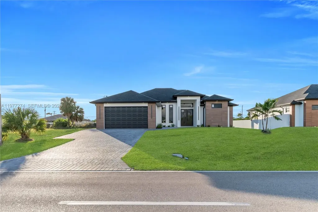 14 El Dorado Boulevard N Cape Coral FL 33993