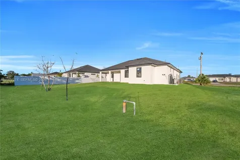 14 El Dorado Boulevard N Cape Coral FL 33993