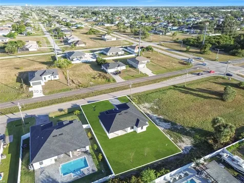 14 El Dorado Boulevard N Cape Coral FL 33993