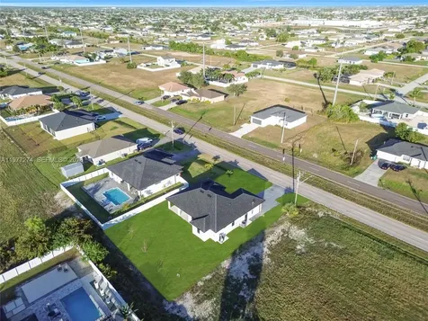 14 El Dorado Boulevard N Cape Coral FL 33993