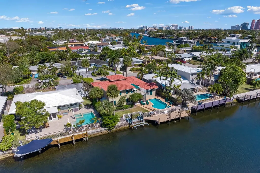 2046 NE 15th Street Fort Lauderdale FL 33304