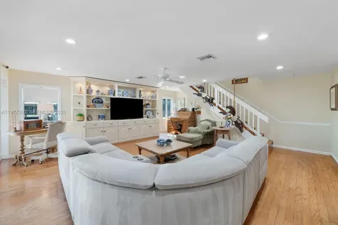 2046 NE 15th Street Fort Lauderdale FL 33304