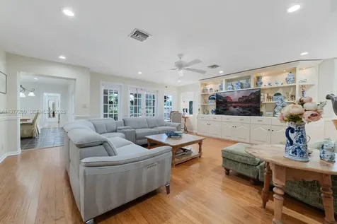 2046 NE 15th Street Fort Lauderdale FL 33304
