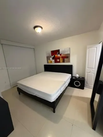 170 SE 14th Street Miami FL 33131