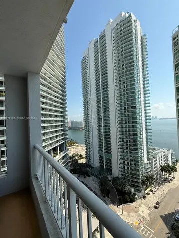 170 SE 14th Street Miami FL 33131