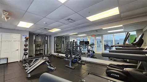 170 SE 14th Street Miami FL 33131