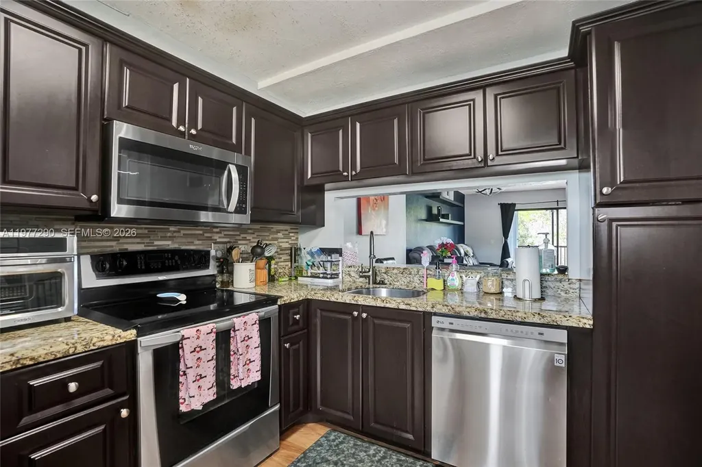 6575 W Oakland Park Boulevard Lauderhill FL 33313