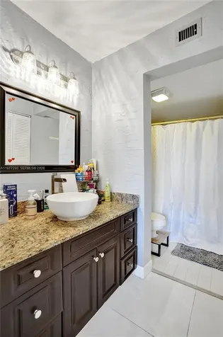 6575 W Oakland Park Boulevard Lauderhill FL 33313