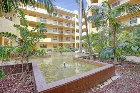 6575 W Oakland Park Boulevard Lauderhill FL 33313