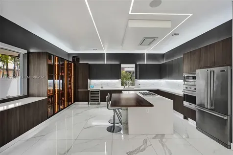 10223 NW 75th Terrace Doral FL 33178