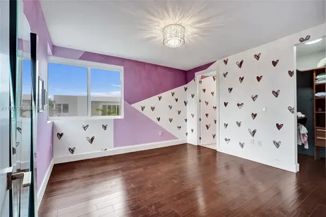 10223 NW 75th Terrace Doral FL 33178