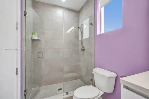 10223 NW 75th Terrace Doral FL 33178