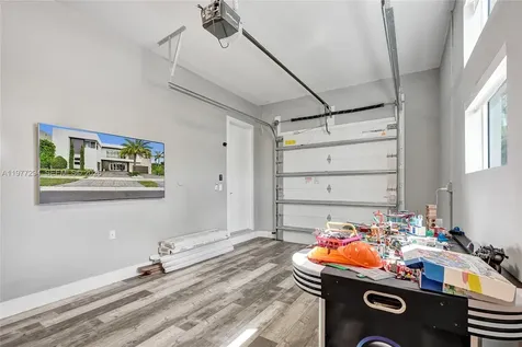 10223 NW 75th Terrace Doral FL 33178