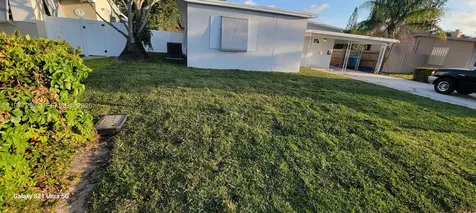 142 SE 4th Avenue Boynton Beach FL 33435