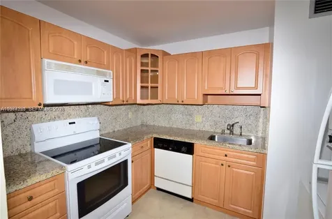 7985 SW 86th Street Miami FL 33143