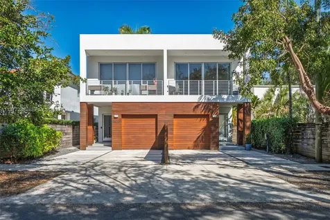 2977 Bridgeport Avenue Miami FL 33133