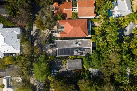 2977 Bridgeport Avenue Miami FL 33133