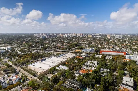 2977 Bridgeport Avenue Miami FL 33133