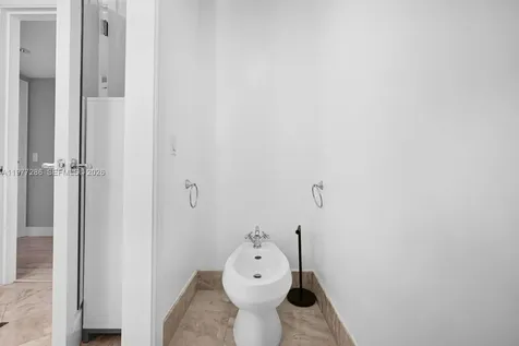1435 Brickell Avenue Miami FL 33131