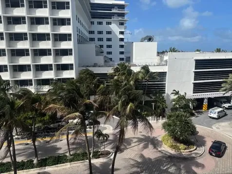 100 Lincoln Road Miami Beach FL 33139