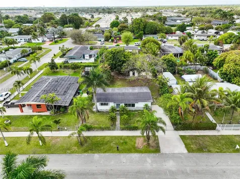 1610 NW 9th Court Homestead FL 33030