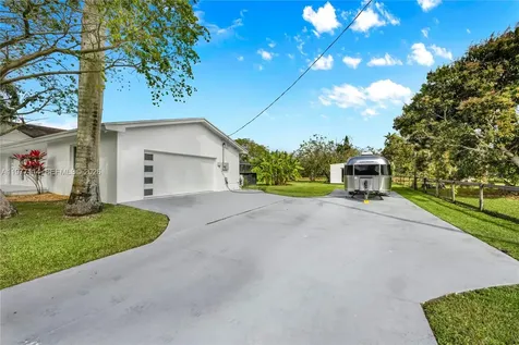 24401 SW 123rd Avenue Homestead FL 33032