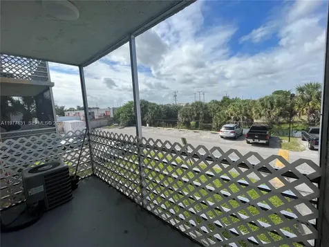 3710 NW 21st Street Lauderdale Lakes FL 33311