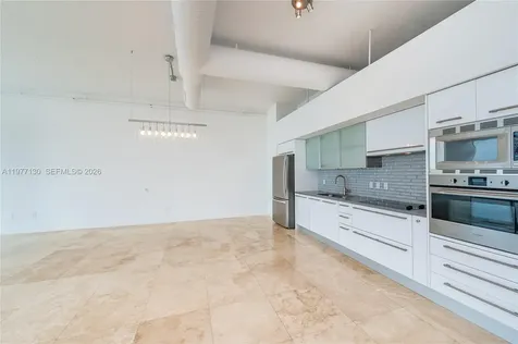 7934 West Drive North Bay Village FL 33141
