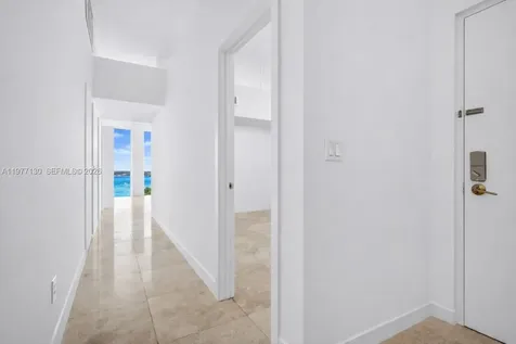 7934 West Drive North Bay Village FL 33141