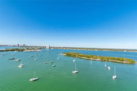7934 West Drive North Bay Village FL 33141