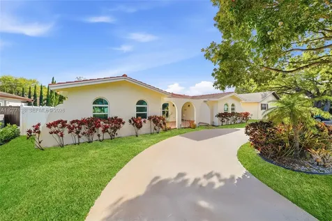 1880 NE 206th Terrace Miami FL 33179