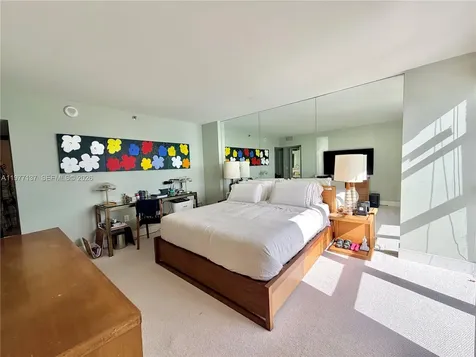 9 Island Avenue Miami Beach FL 33139