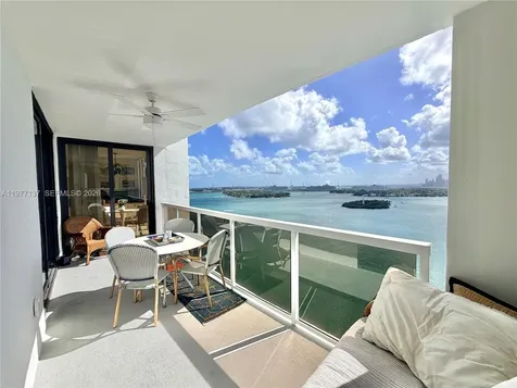 9 Island Avenue Miami Beach FL 33139