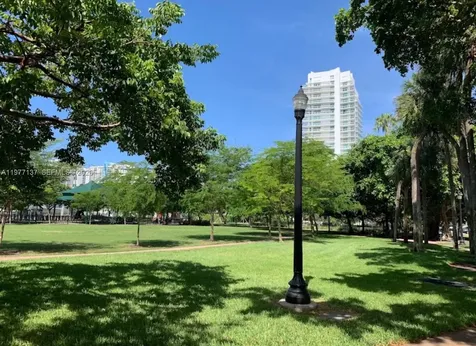 9 Island Avenue Miami Beach FL 33139