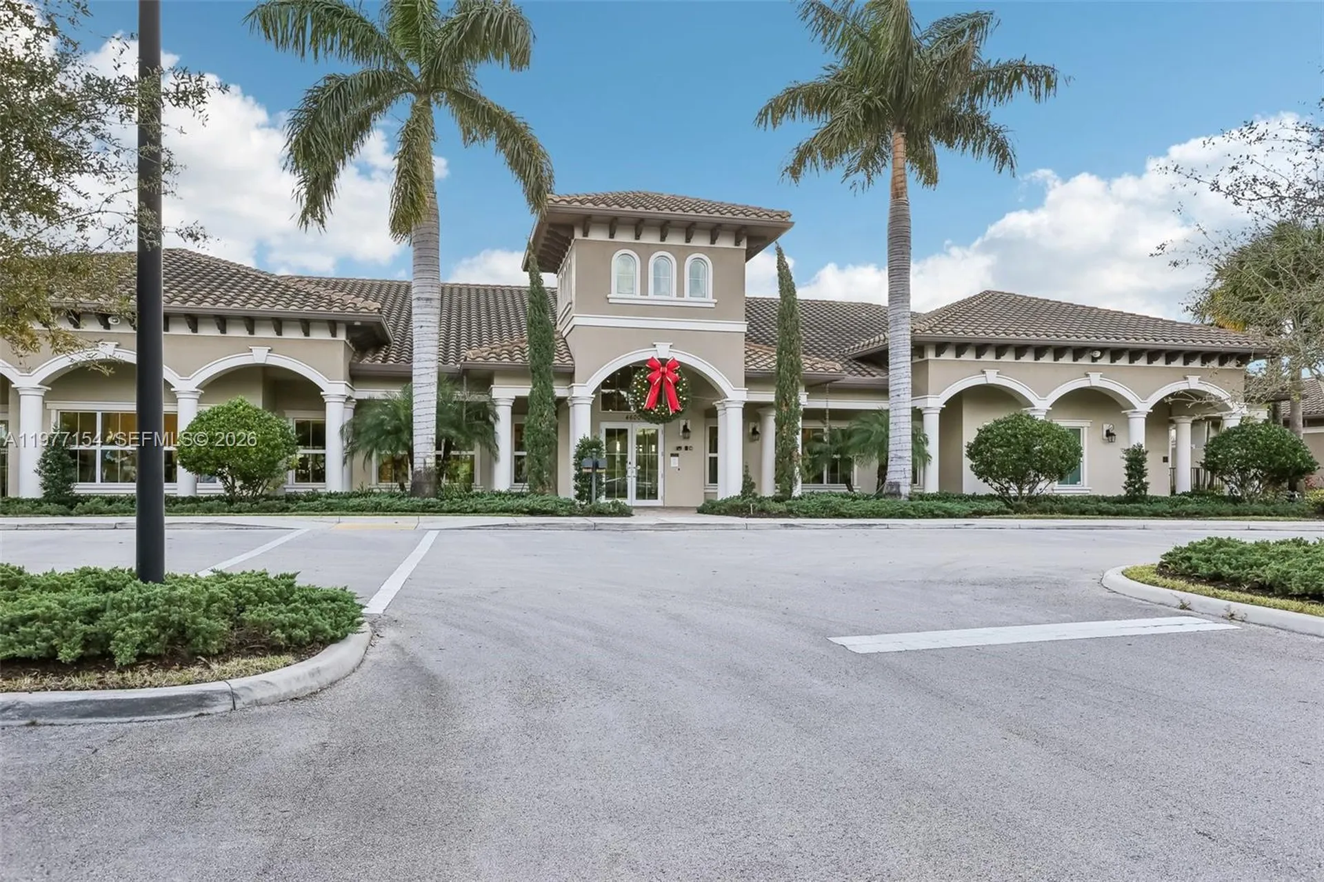 1402 Myrtle Oak Terrace Hollywood FL 33021