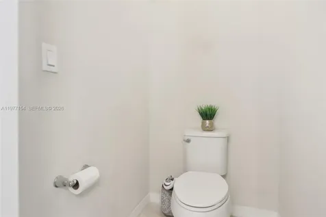 1402 Myrtle Oak Terrace Hollywood FL 33021