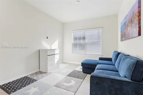 1402 Myrtle Oak Terrace Hollywood FL 33021